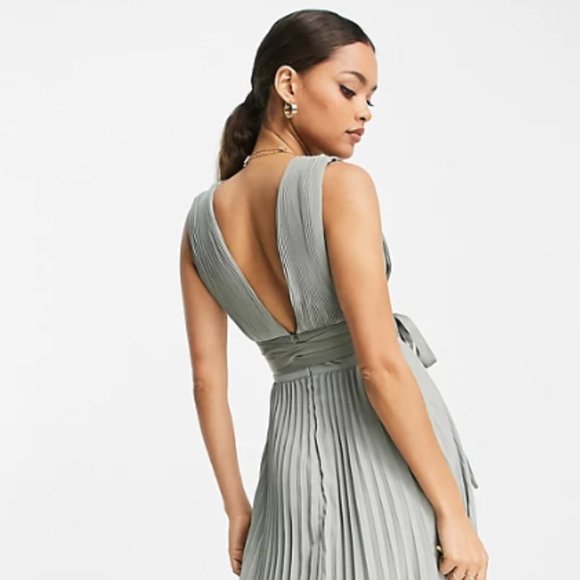 ASOS DESIGN Petite Bridesmaid pleated olive cami maxi dress & satin wrap waist - - Picture 6 of 7